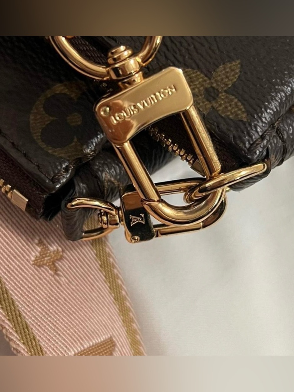 Louis Vuitton Multi Pochette Accessoires Monogram Pink Strap Bag - Picture 8 of 8